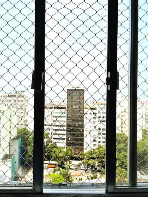 Localizado No Coracao De Copacabana *